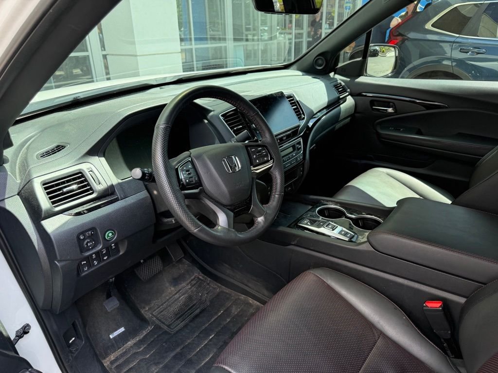 Used 2024 White Honda Black Edition image 7