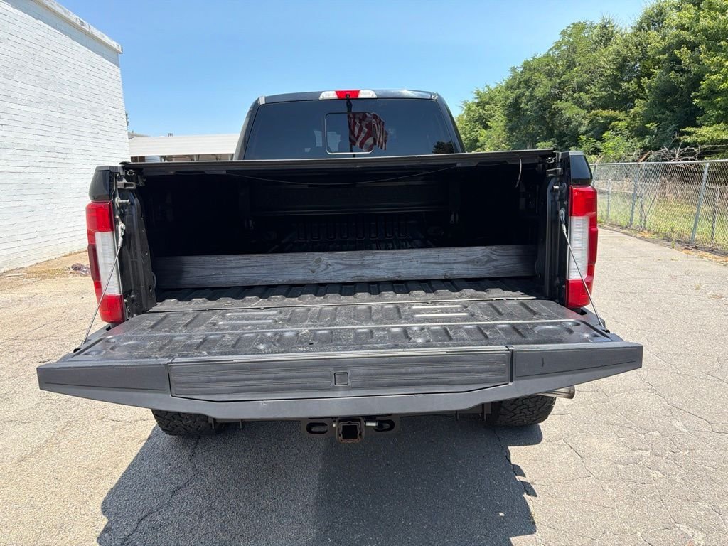 2017 Ford F-350 Super Duty Platinum - Photo 16