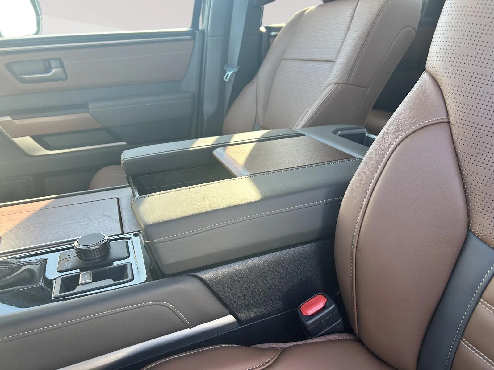 2026 Toyota Tundra 1794 Edition - Photo 24