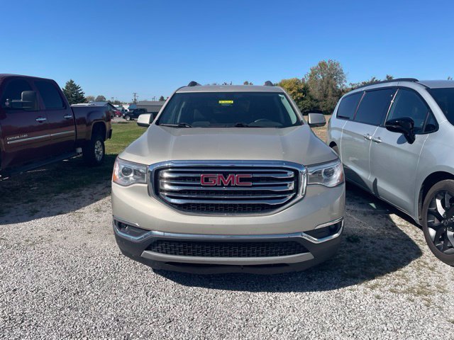 Used 2017 Beige GMC SLE-2 image 3