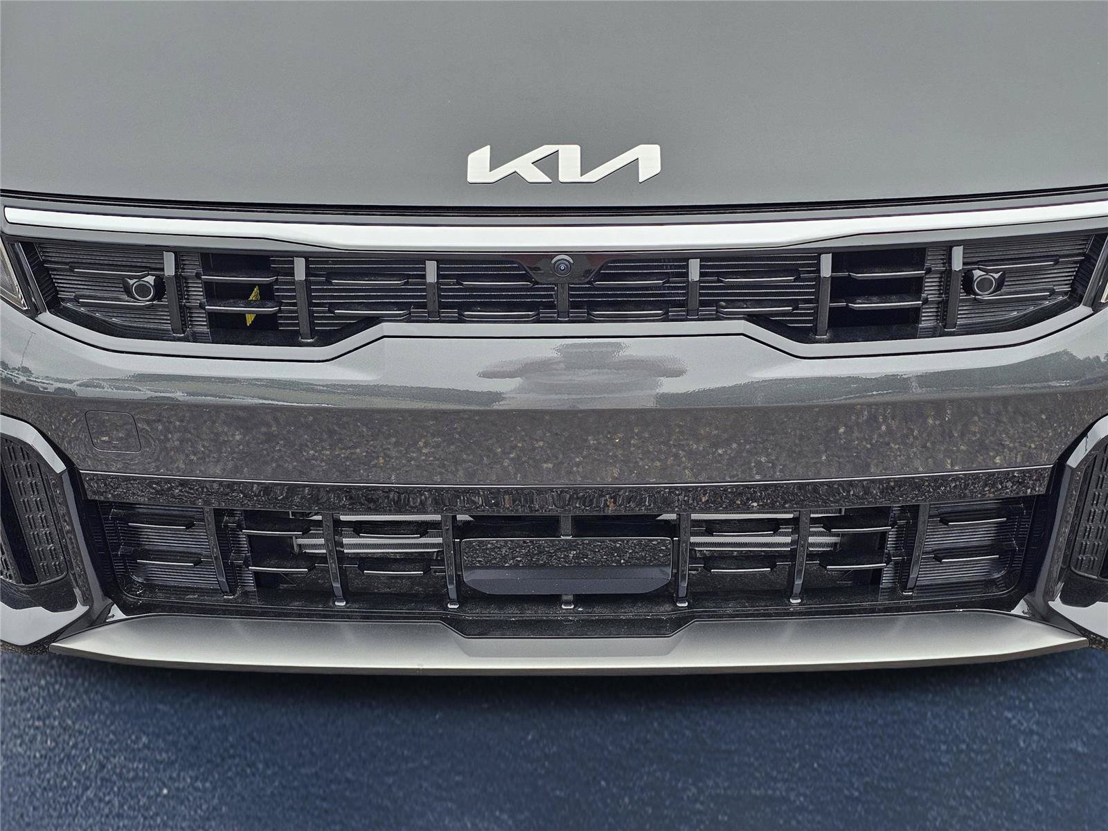 New 2026 Interstellar Gray Kia GT-Line Turbo image 4