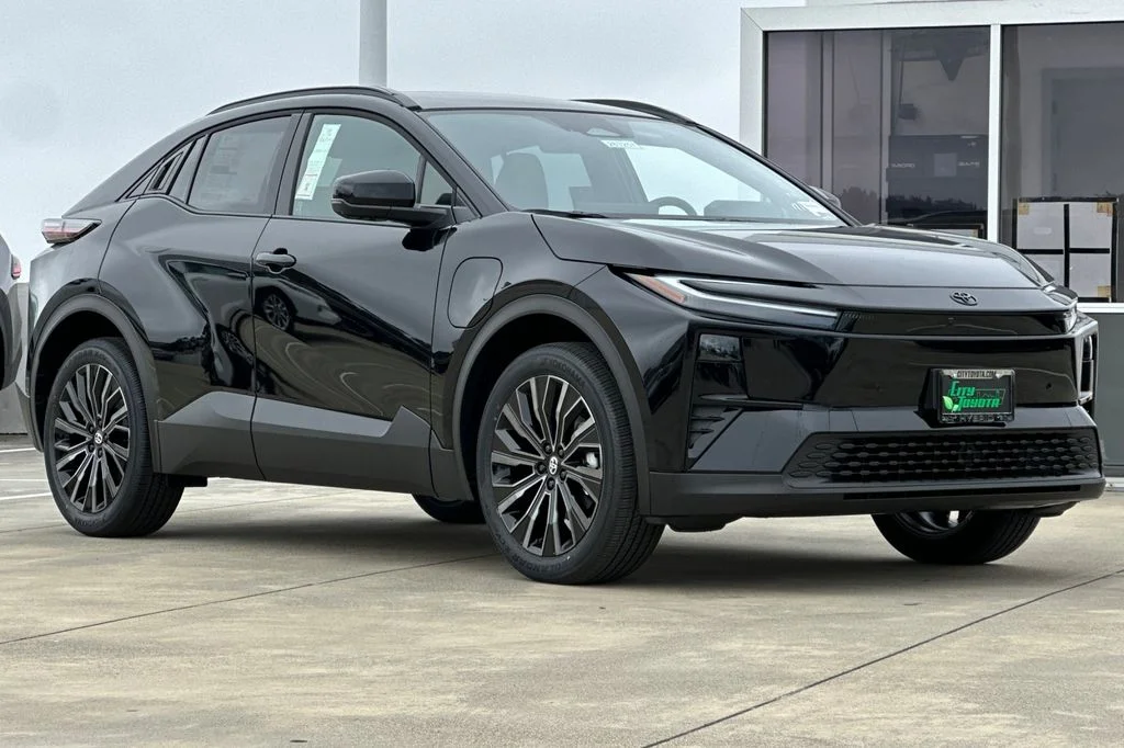 New 2026 Midnight Black Metallic Toyota  XSE image 2