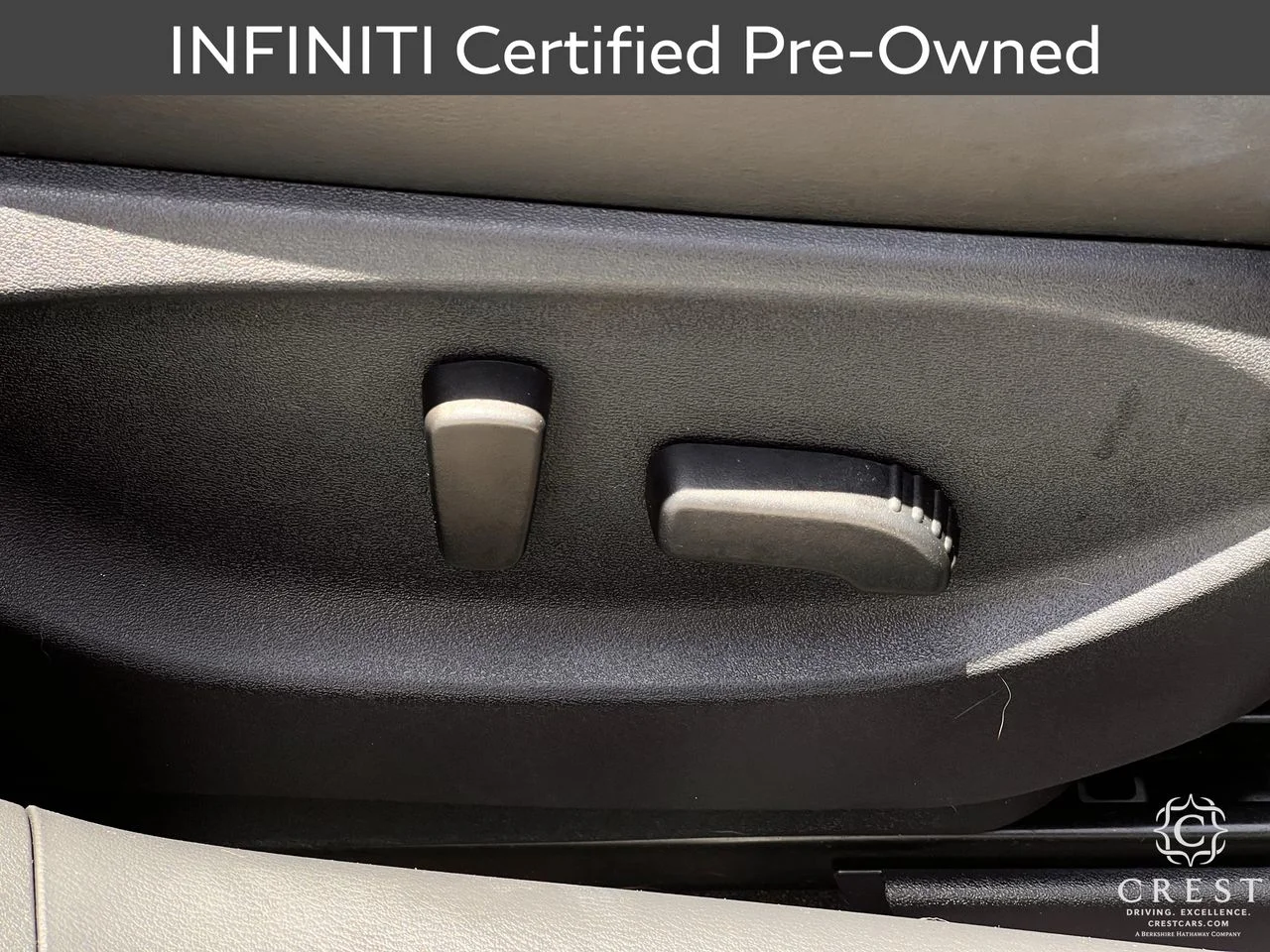 Certified Used 2023 Black Obsidian INFINITI LUXE image 27