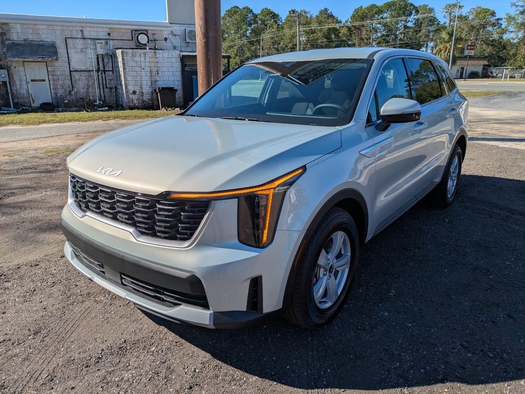 New 2026 Ivory Silver Kia LX image 7