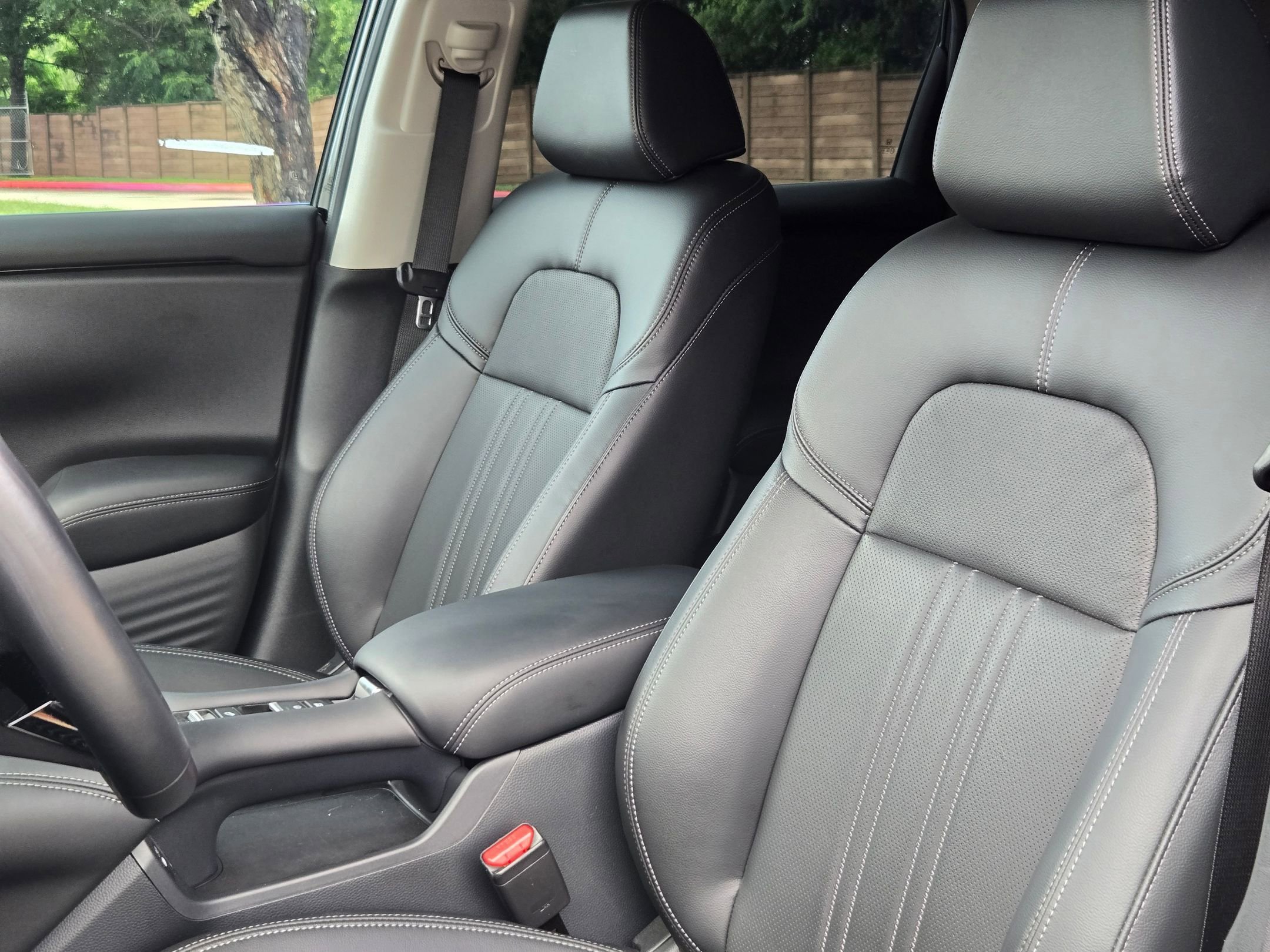 Used 2025 Black Honda EX-L image 13