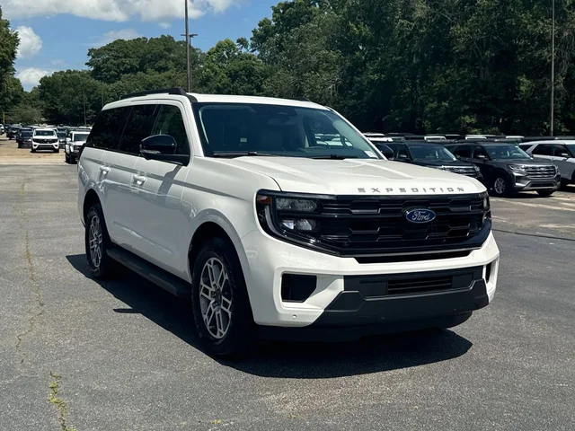 2026 Ford Expedition Active
