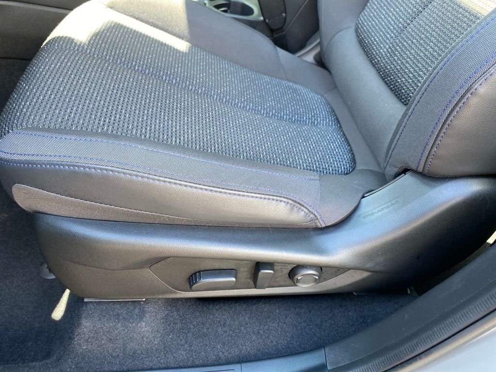 Used 2025 Beige Subaru Premium image 26