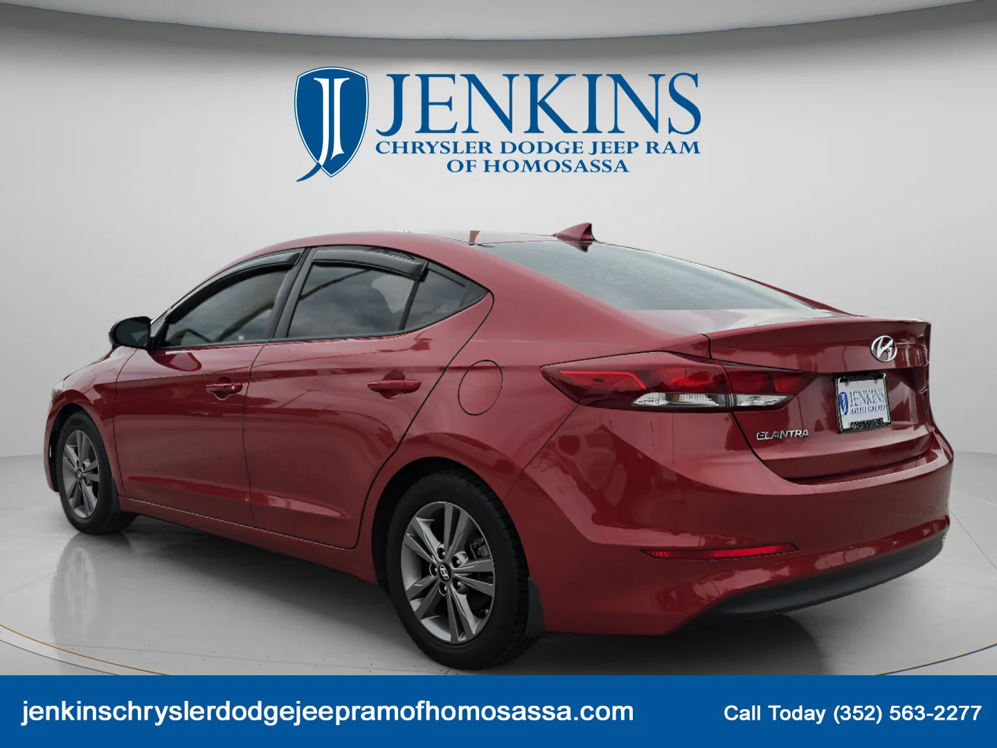 Used 2018 Scarlet Red Hyundai Value Edition image 6