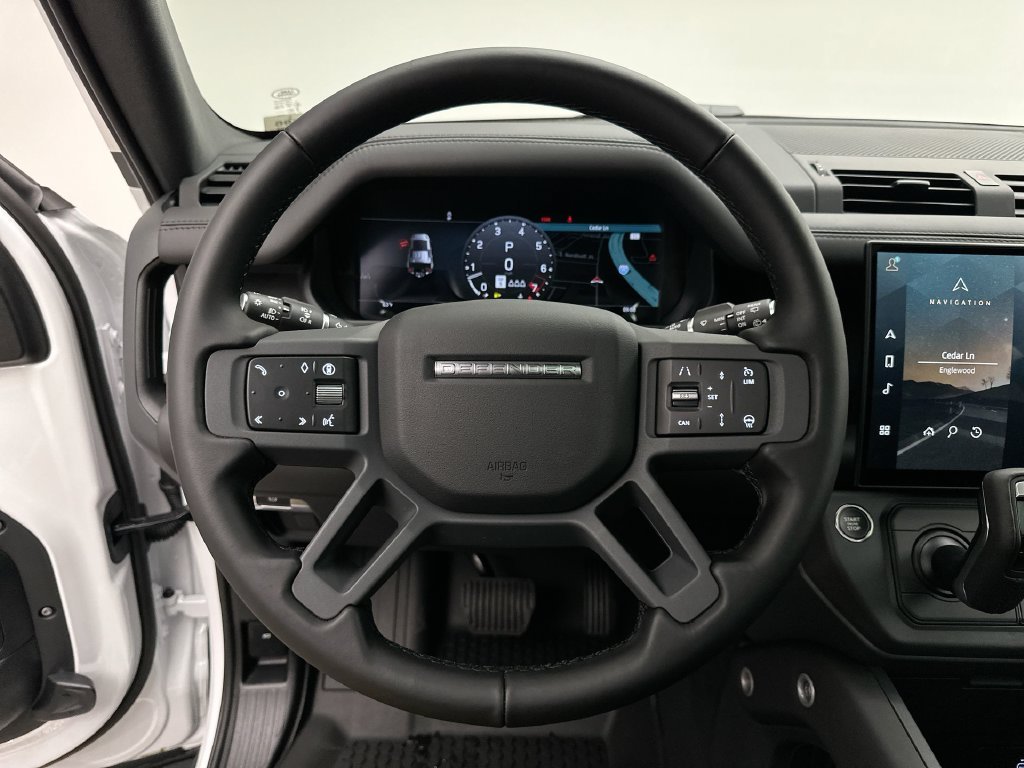 New 2026 Fuji White Land Rover X-Dynamic SE image 15