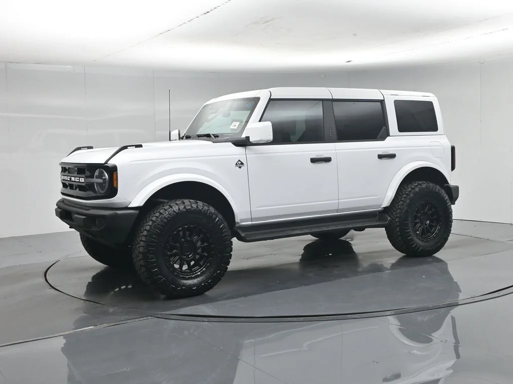 New 2026 Oxford White Ford Outer Banks image 27