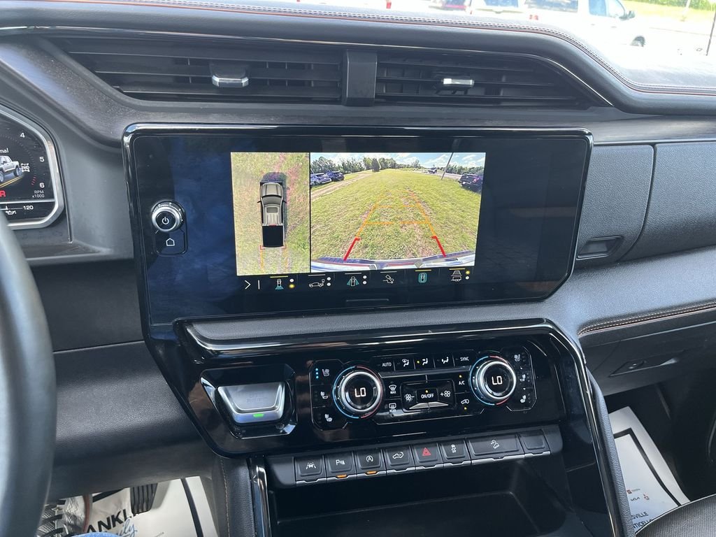 Used 2023 White GMC AT4 image 23