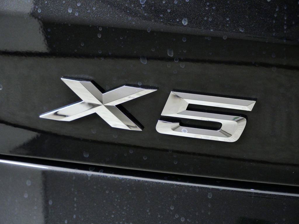 2026 BMW X5 50e - Photo 14