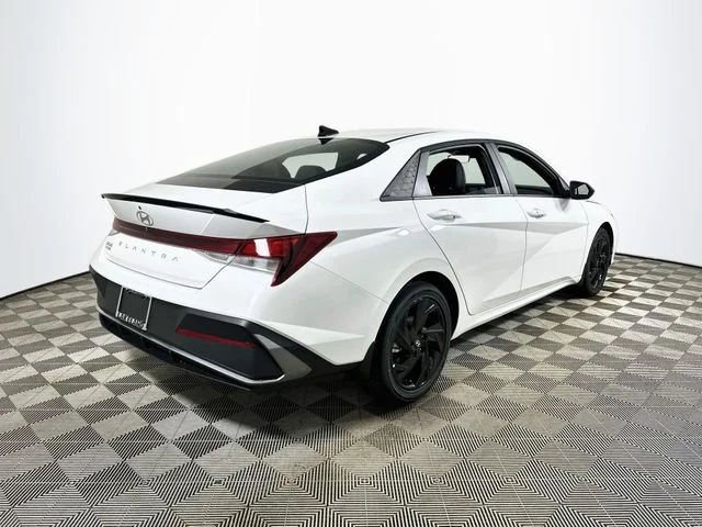 New 2026 White Hyundai SEL Sport image 3