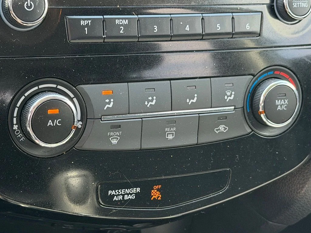 Used 2016 Gray Nissan S image 20