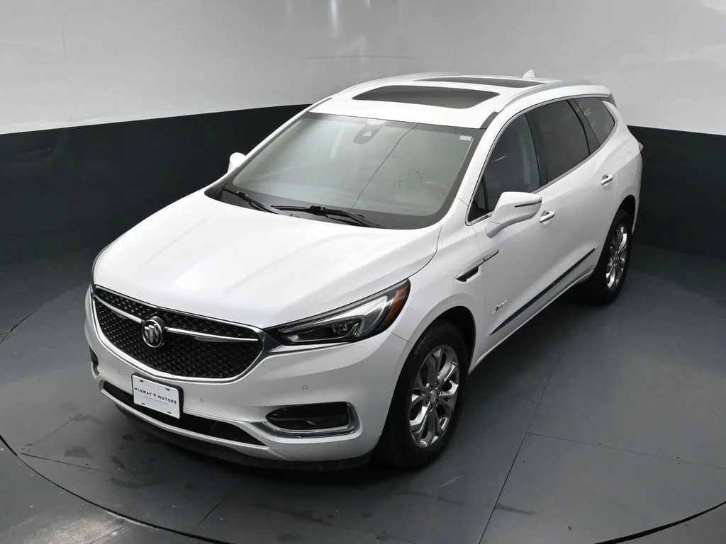 Used 2021 White Frost Buick Avenir image 38