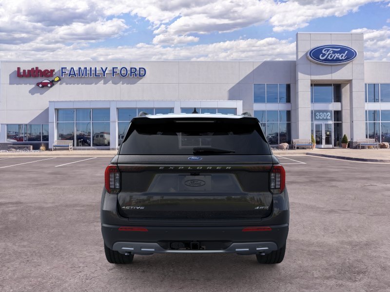 New 2026 Agate Black Metallic Ford Active w/200A Pkg image 46