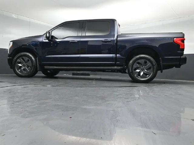 Certified Used 2025 Antimatter Blue Metallic Ford Flash image 35