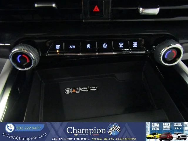 Used 2025 Iridescent Pearl Tricoat Chevrolet Premier image 42