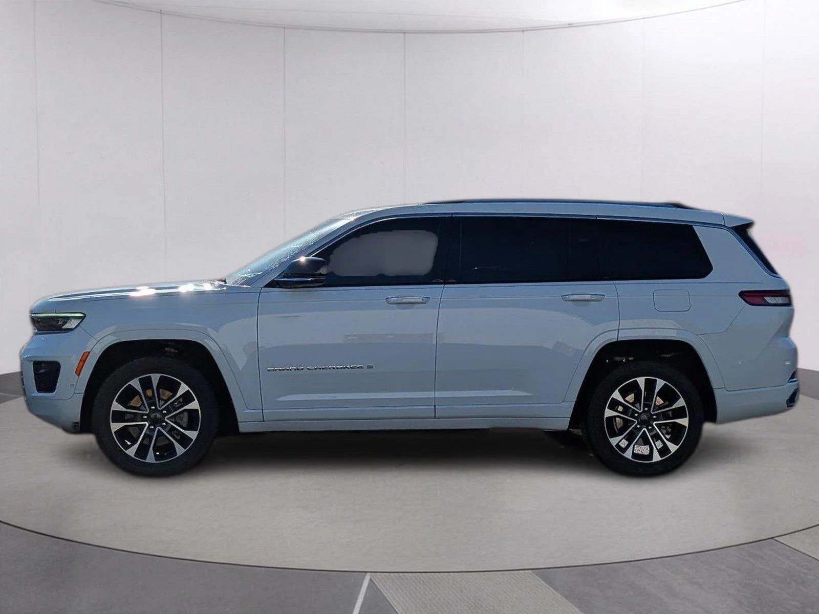 Used 2021 Bright White Clearcoat Jeep Overland image 2