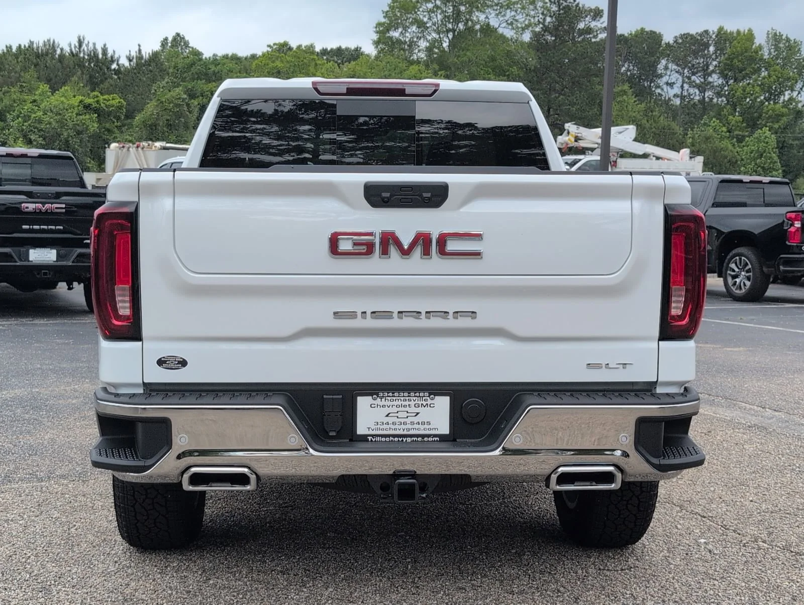 New 2026 Summit White GMC SLT image 4