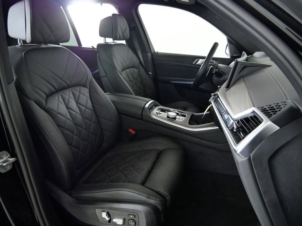 Used 2026 Black Sapphire Metallic BMW xDrive50e image 22