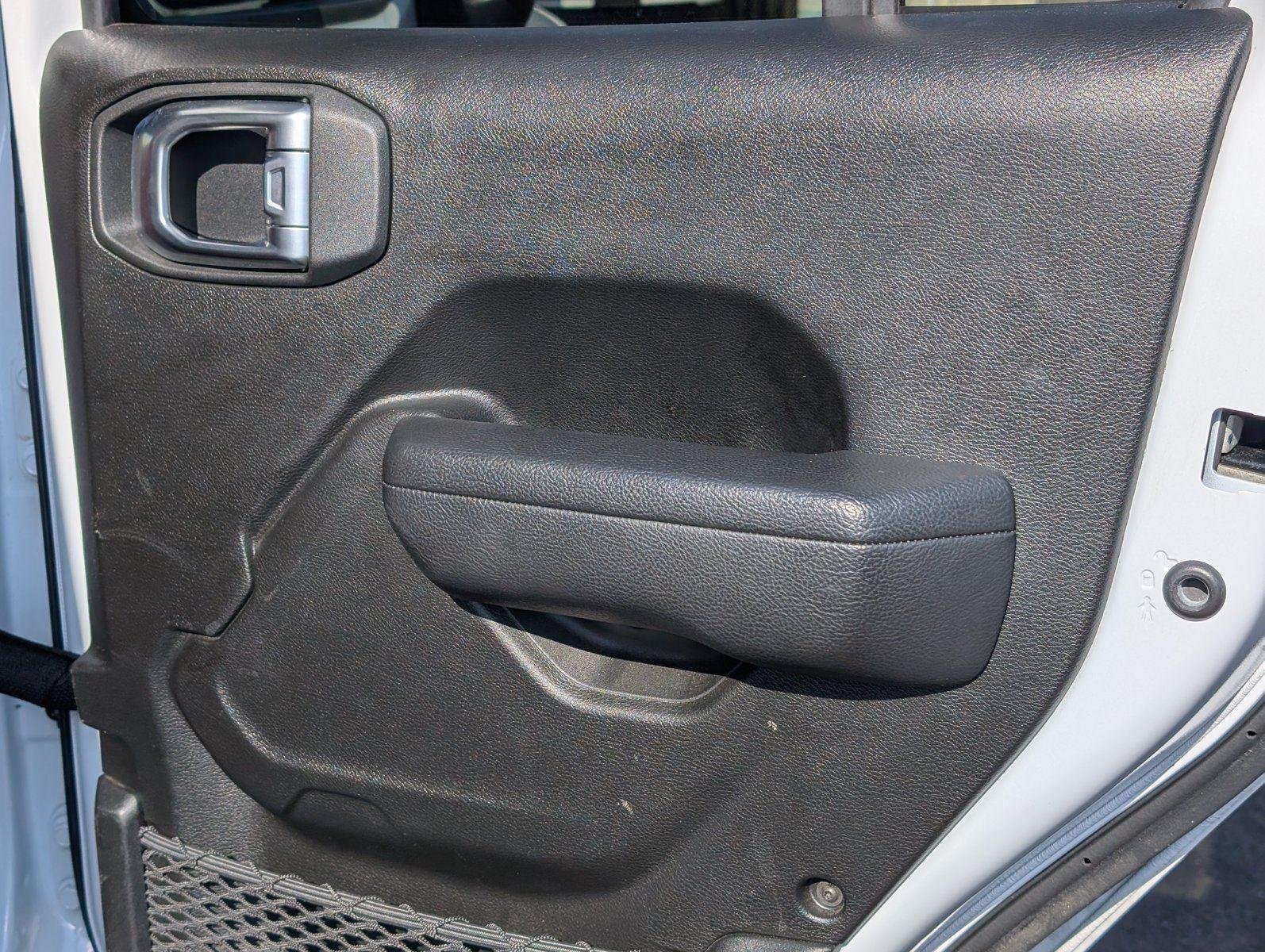 Used 2024 Bright White Clearcoat Jeep Rubicon image 36