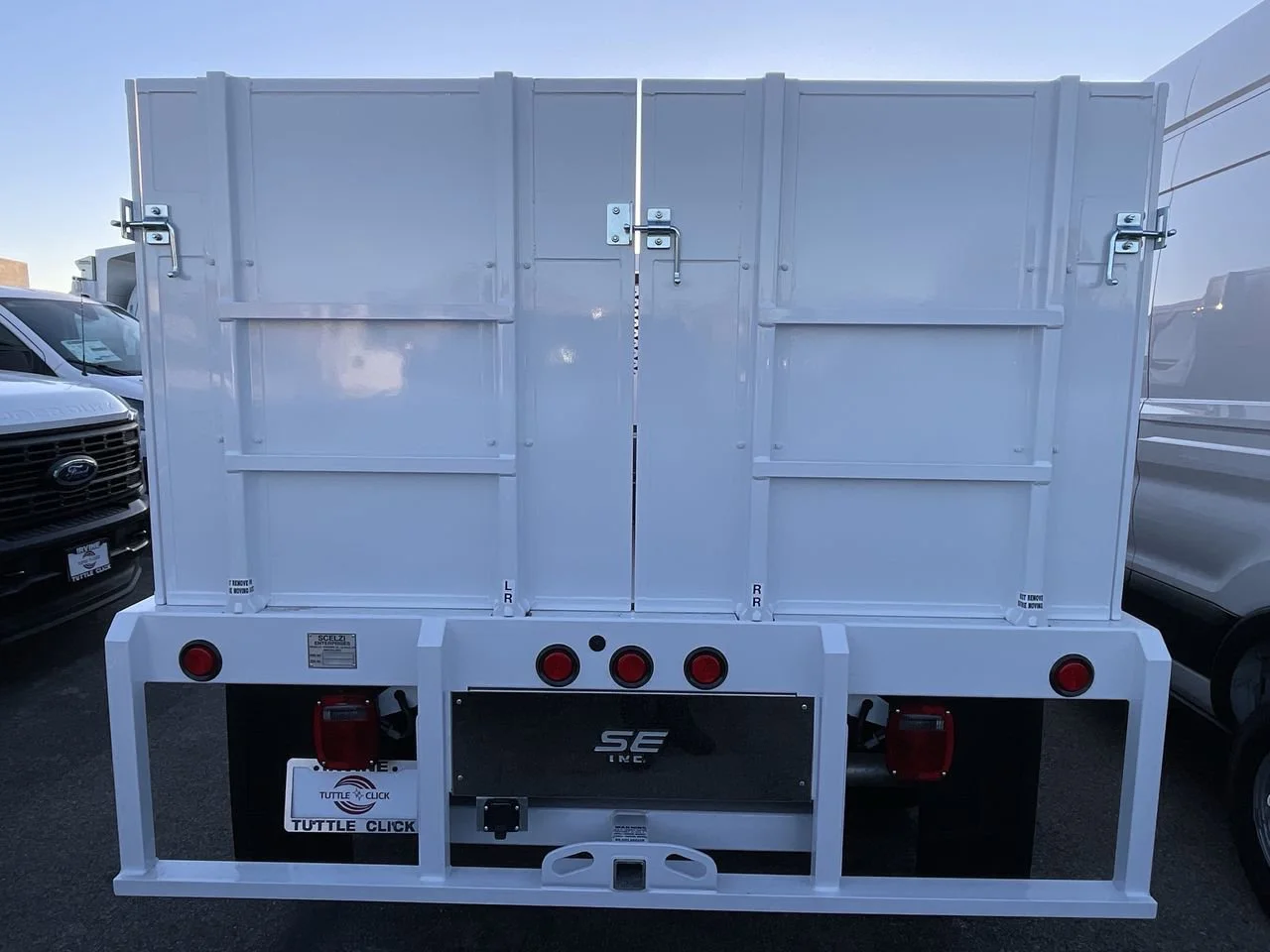 New 2026 Oxford White Ford XL image 5