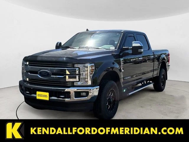 2019 Ford F-350 Lariat 4x4 Crew Cab 160 in SRW's photo