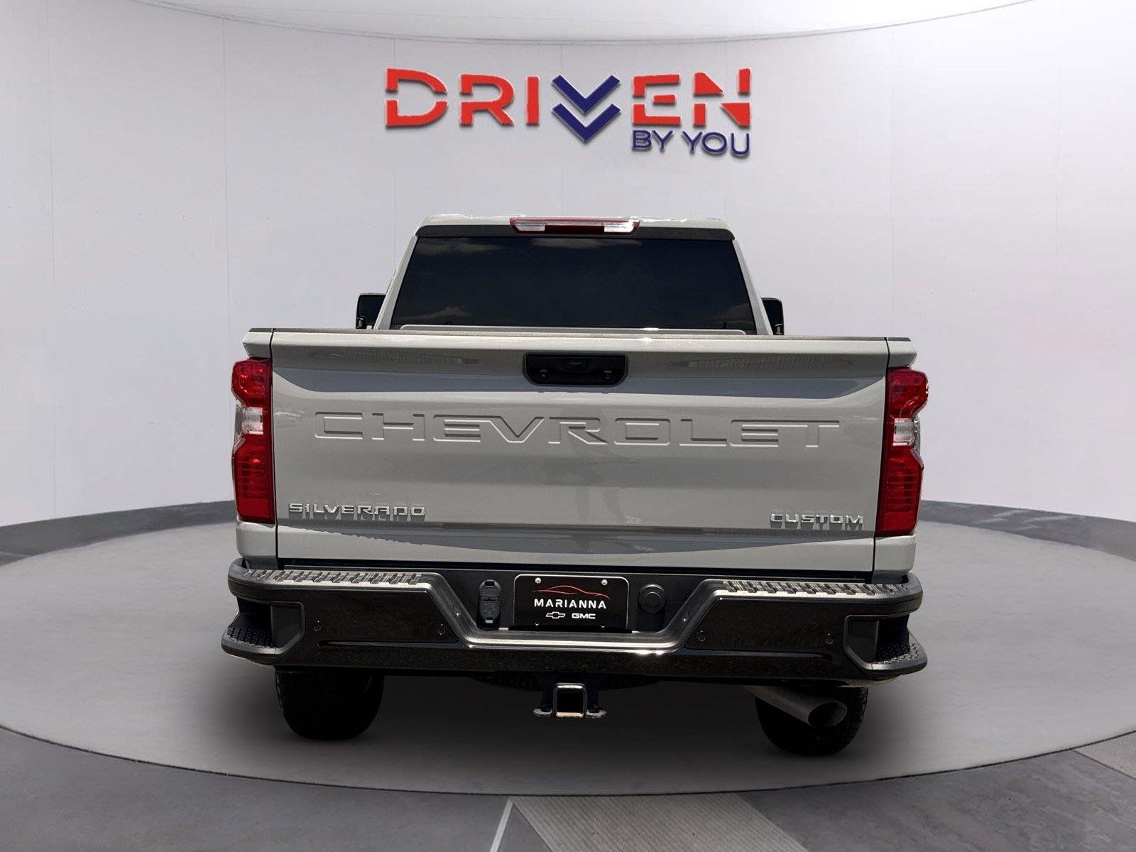Used 2025 Slate Gray Metallic Chevrolet Custom image 5