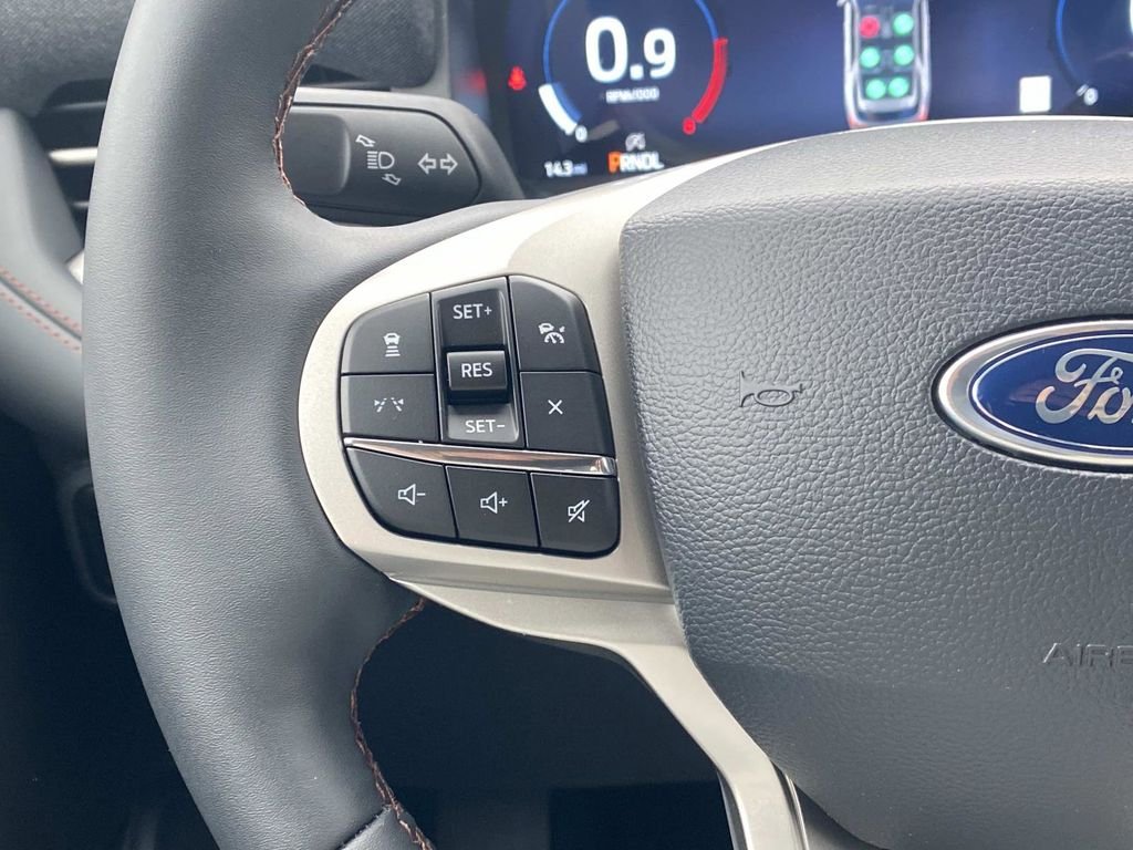 New 2026 Space White Metallic Ford Active image 20