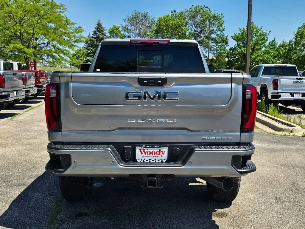 2026 GMC Sierra 2500HD Denali Ultimate - Photo 9