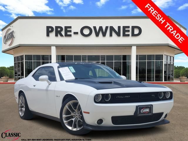 White 2020 Dodge Challenger Coupe Rear-Wheel Drive