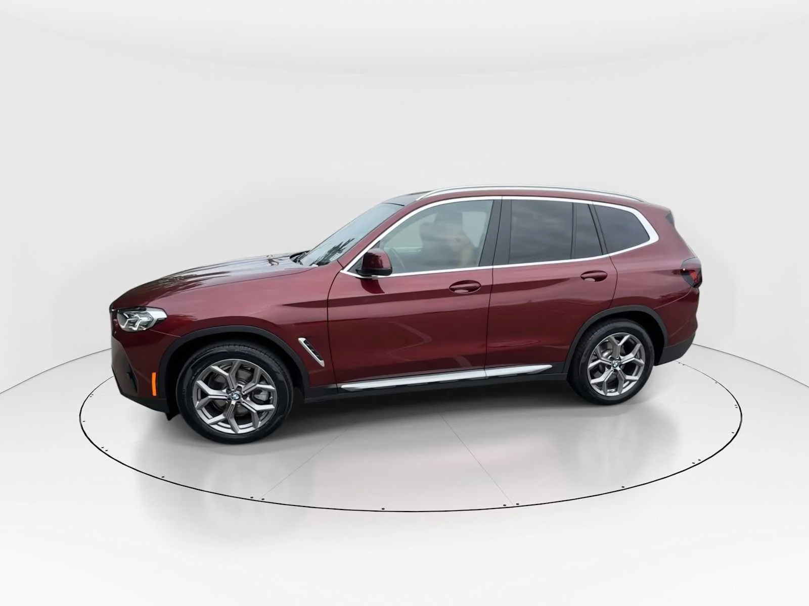 Certified Used 2023 Aventurin Red Metallic BMW xDrive30i image 5