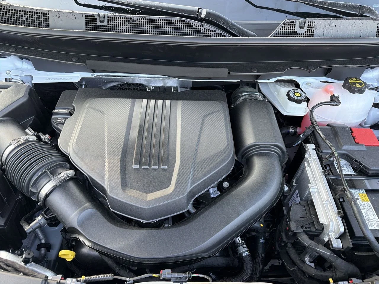 New 2026 Glacier White Tricoat GMC Denali image 25