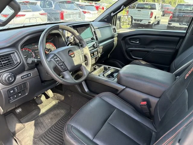 Used 2022 Black Nissan Crew Cab PRO-4X 4x4 image 17
