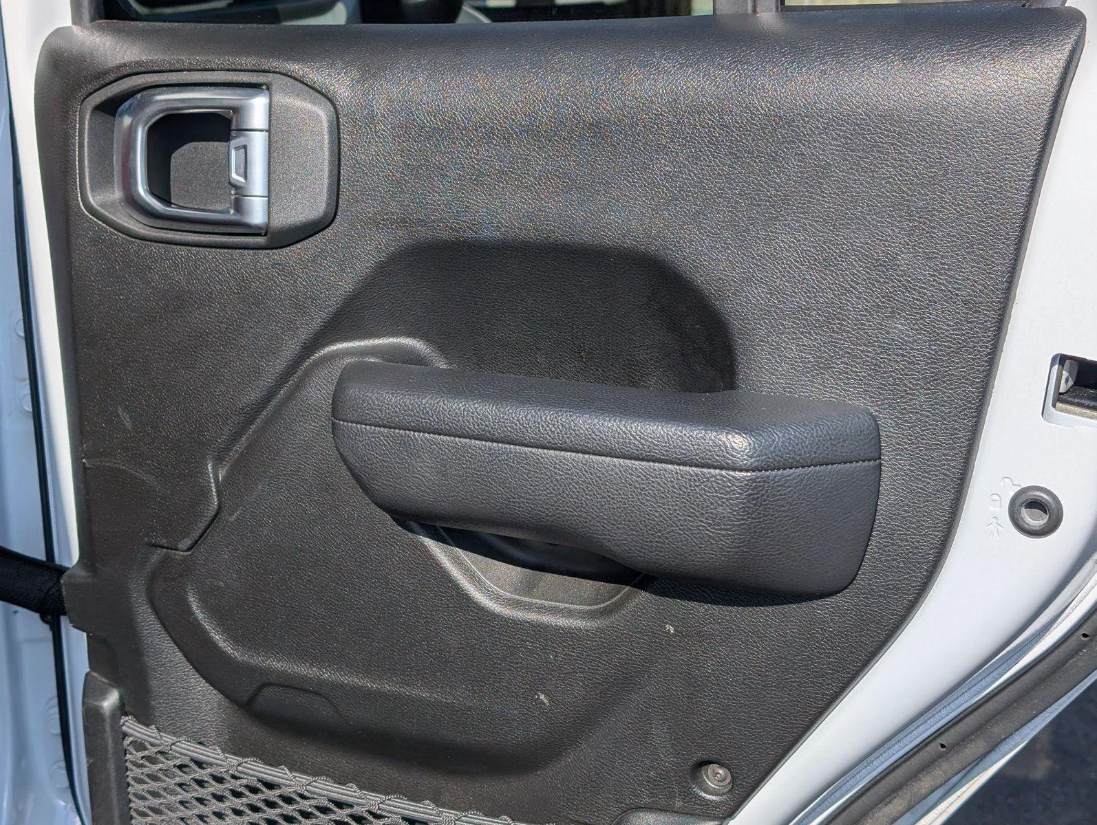 Used 2024 Bright White Clearcoat Jeep Rubicon image 36