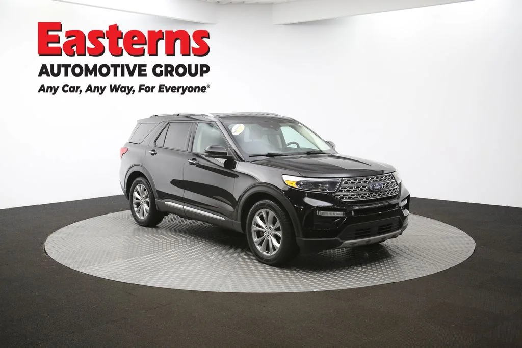 Used 2023 Black Ford Limited image 48