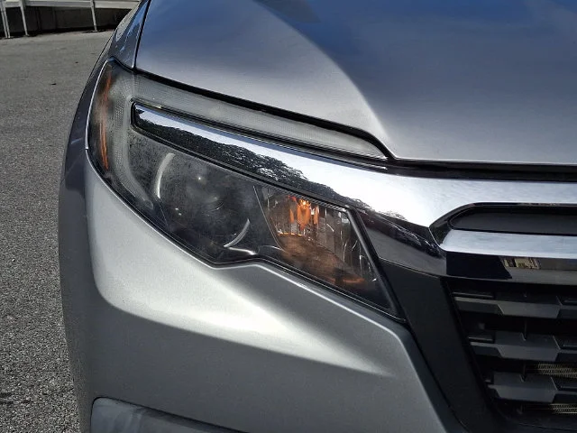 Used 2020 Silver Honda RTL image 10