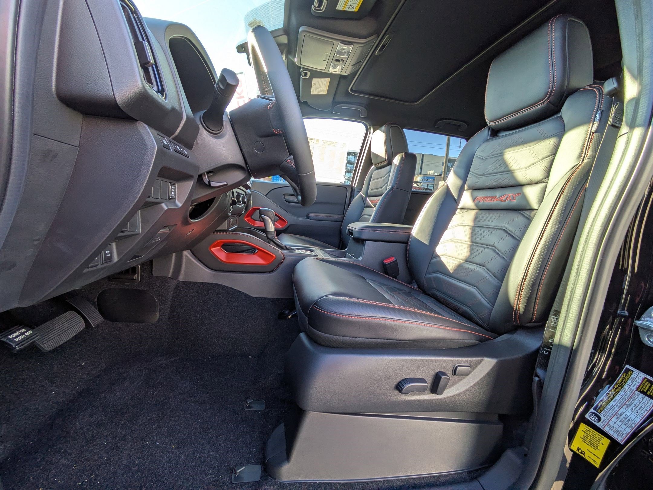 2026 Nissan Frontier PRO-4X - Photo 17