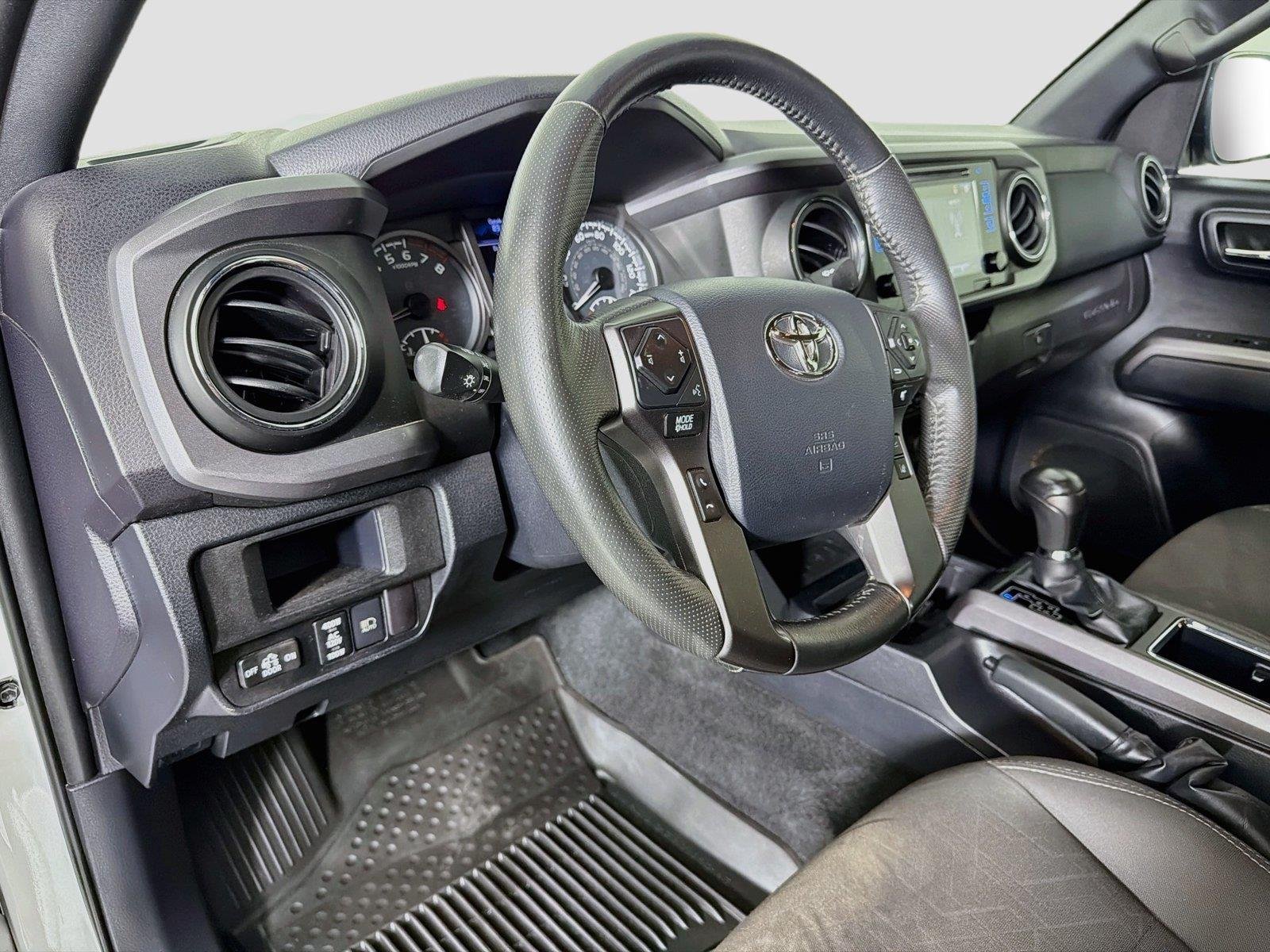 Used 2018 Super White Toyota TRD Sport image 9