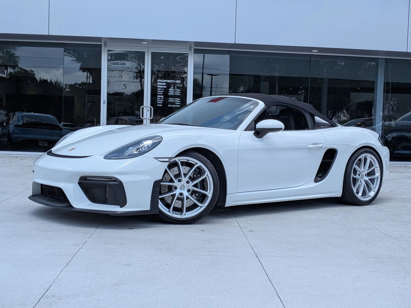 2023 Porsche 718 Cayman Spyder's photo