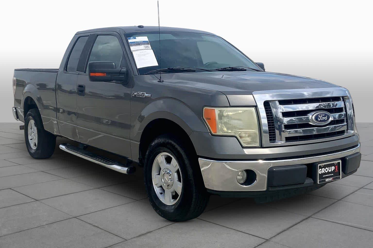 Used 2010 Sterling Grey Metallic Ford XLT image 2