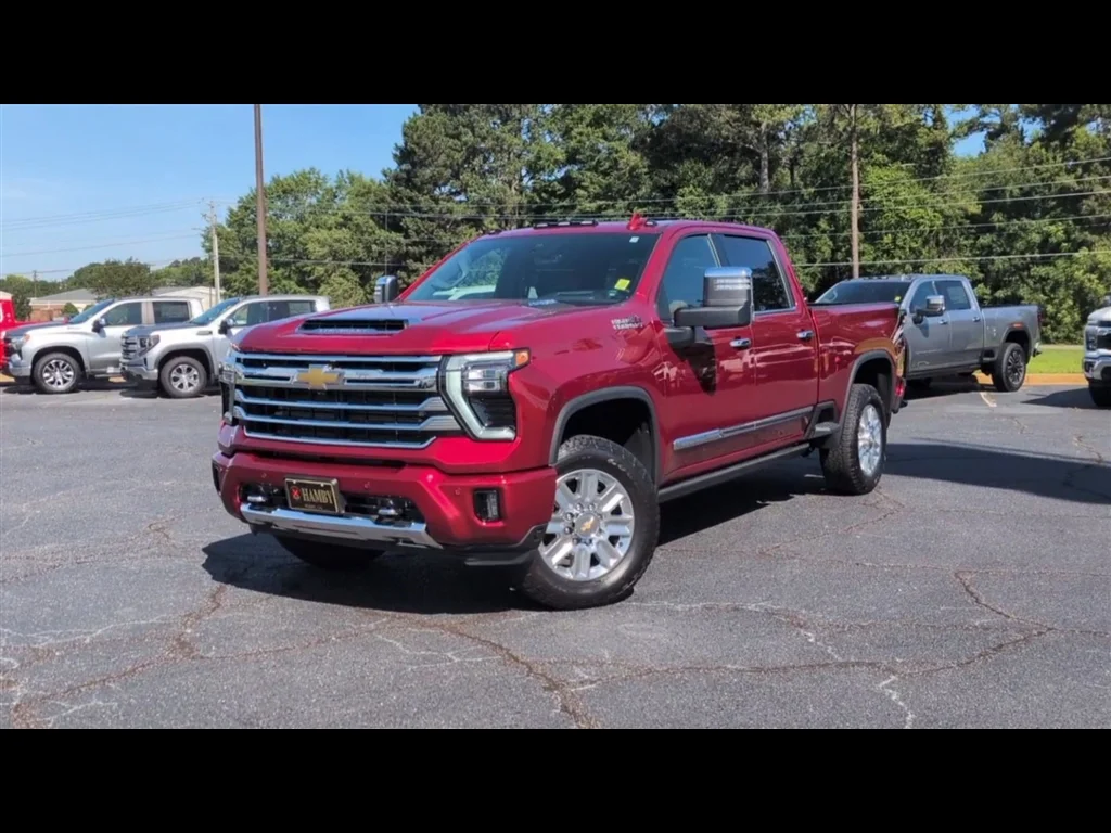 Used 2025 Radiant Red Tintcoat Chevrolet High Country image 4