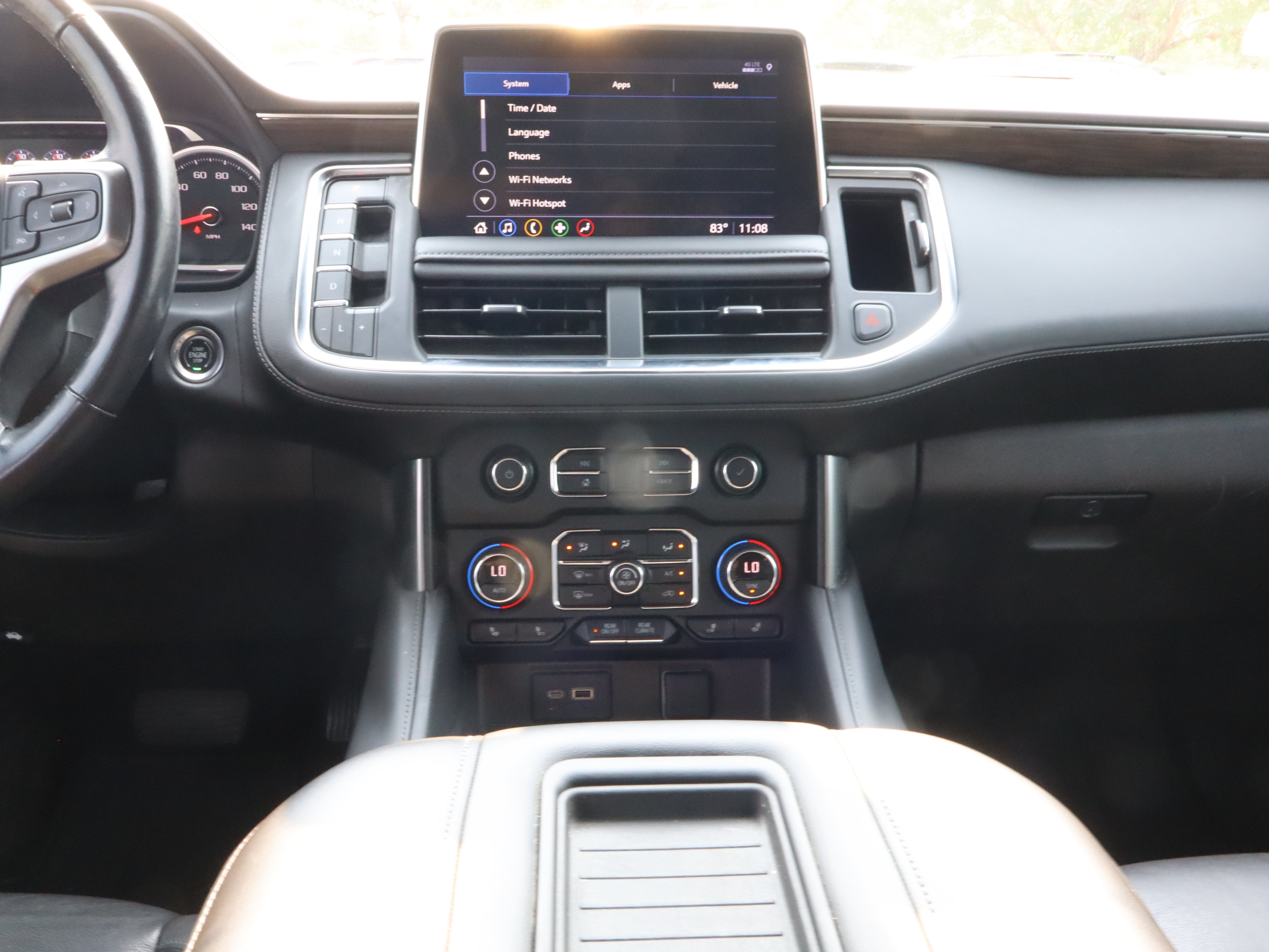 2021 Chevrolet Tahoe Z71 - Photo 12