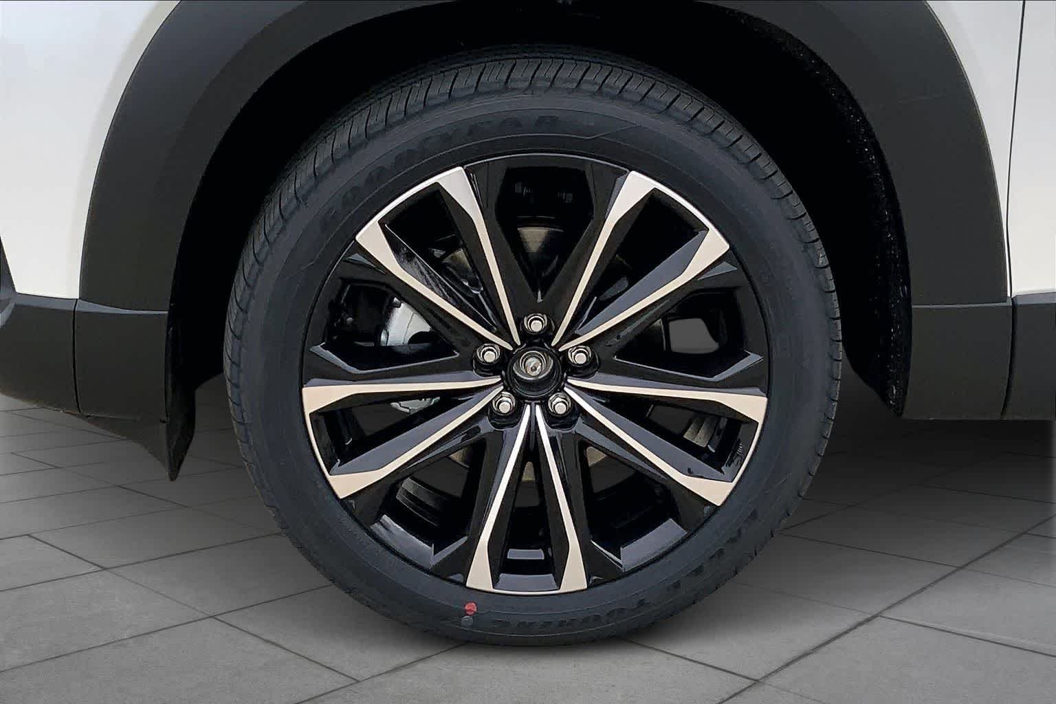 New 2026 Wind Chill Pearl Mazda 2.5 S Premium AWD image 11