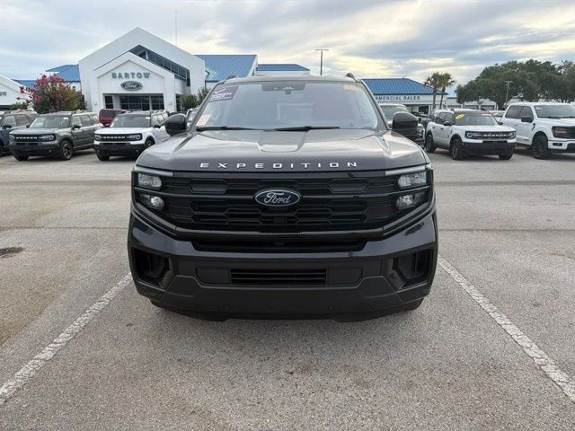 Used 2025 Gray Ford Active image 2