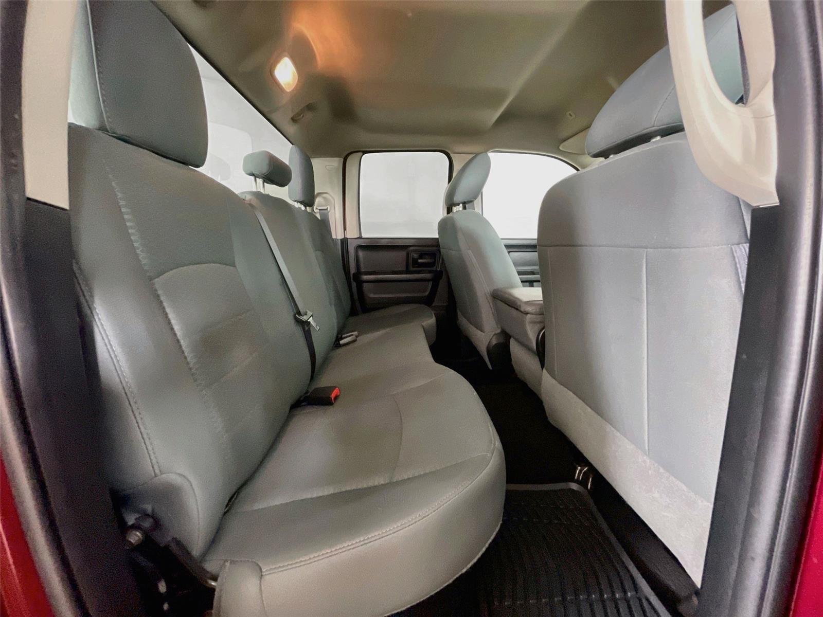 Used 2017 Delmonico Red Pearlcoat Ram Express image 26