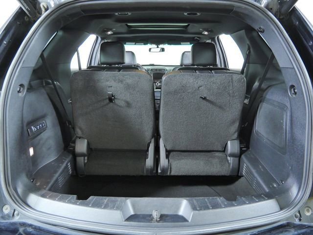 Used 2016 Black Ford Sport image 17