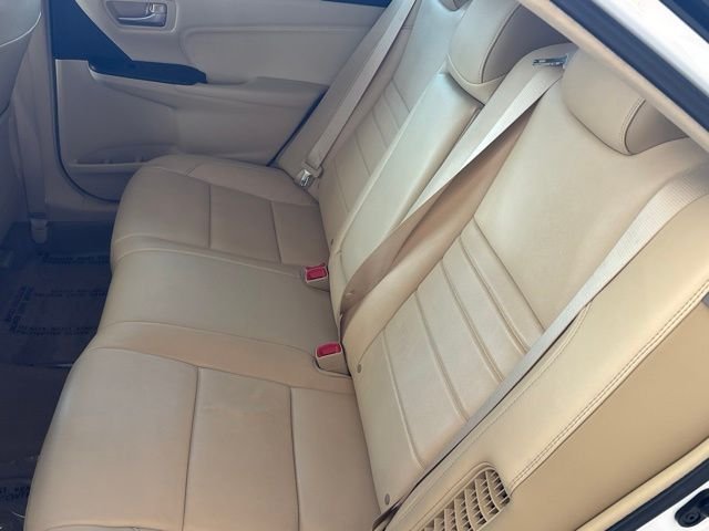 Used 2017 White Toyota XLE image 15