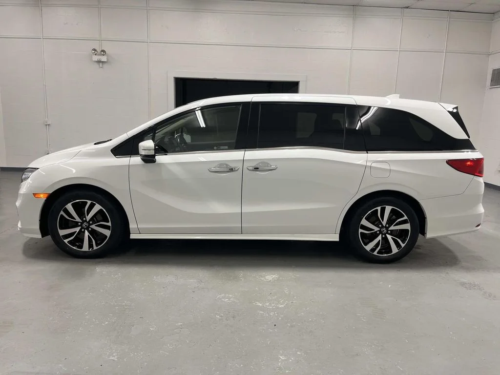 Used 2020 Platinum White Pearl Honda Elite FWD 3.5L V6 image 5